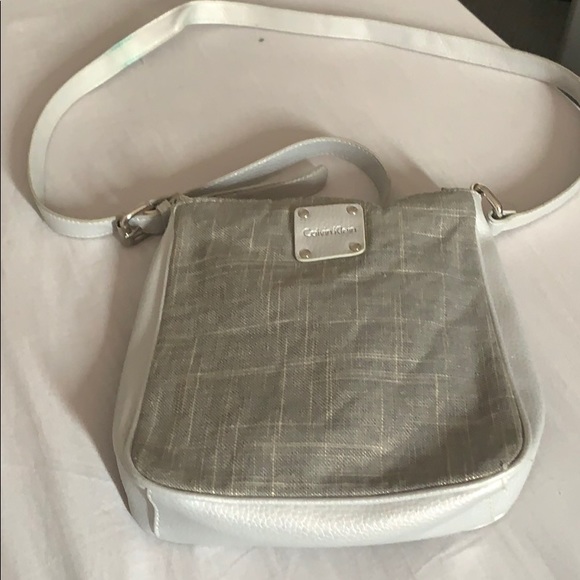 Hand bag - Picture 1 of 1